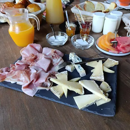 Mirabeau Lägenhet *